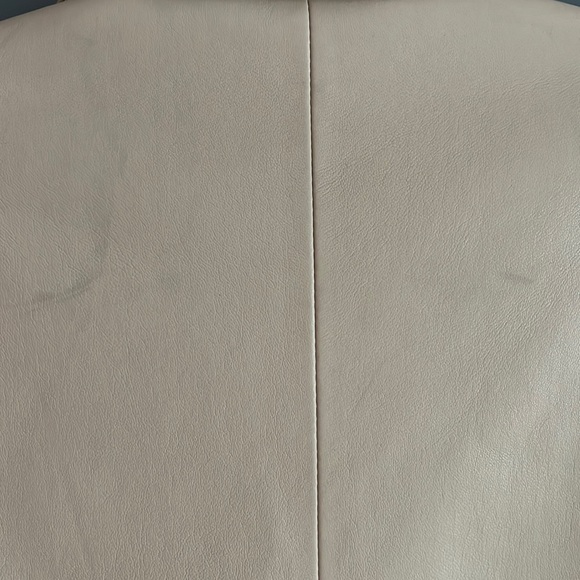 Babaton Smith Blazer in Sand White - Picture 9 of 9